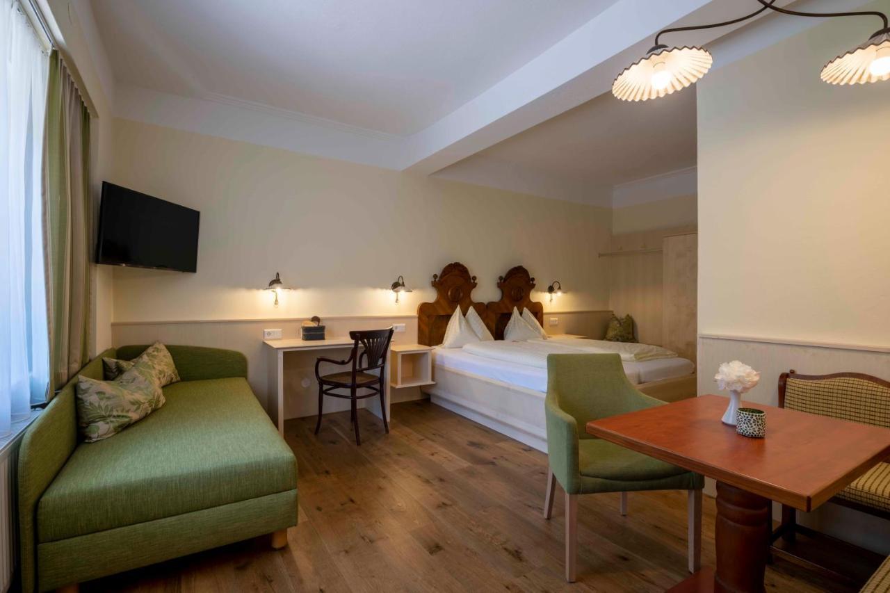 Landhotel Pacher Obervellach Bagian luar foto