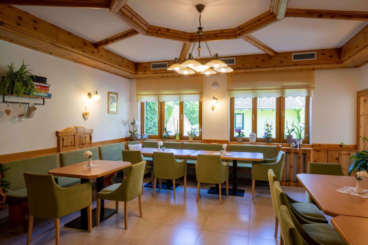 Landhotel Pacher Obervellach Bagian luar foto