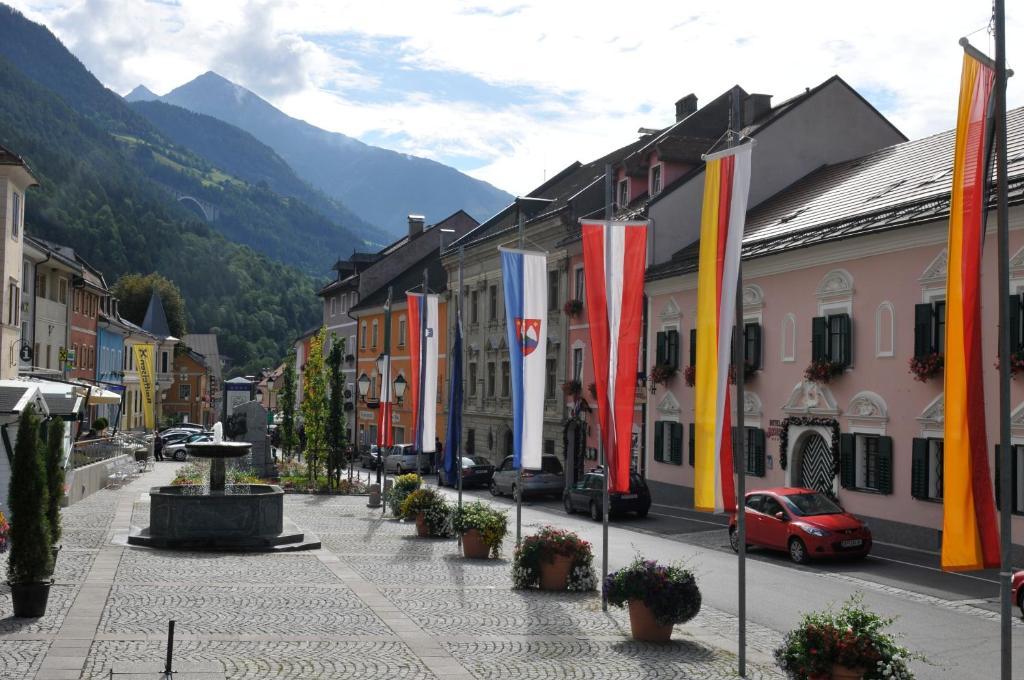 Landhotel Pacher Obervellach Bagian luar foto